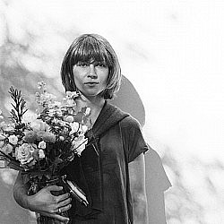 Izabela Anna Moren headshot